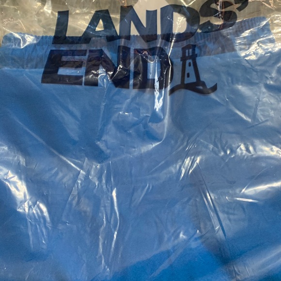Lands’ End Solid Volley Swim Shorts Blue LG NEW - Picture 15 of 15
